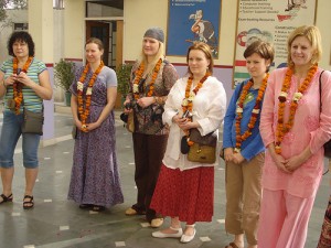 Female tourist being welcomed by locals of Andaman