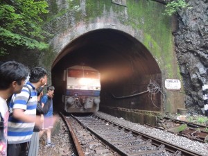 Train 2
