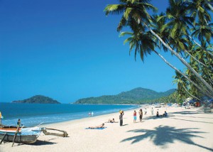 White sands and blue waters of Tarkarli Beach.