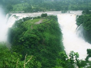 The Randha falls at its glory during monsoon