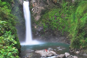 Kune Waterfalls at the base